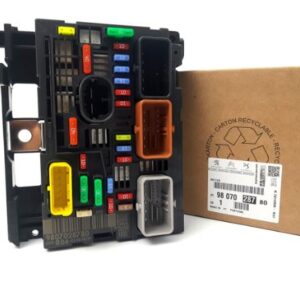 Citroen Dispatch Under Bonnet Fuse Box 