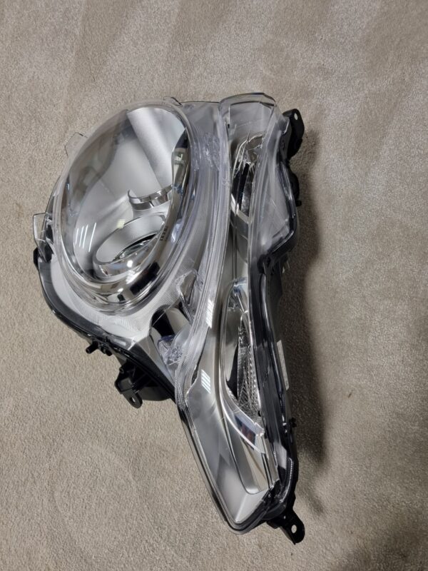 Citroen C1 2014-2022 Damaged Passenger Side Headlamp