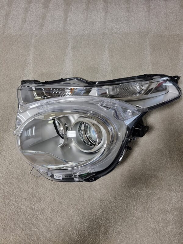 Citroen C1 2014-2022 Damaged Passenger Side Headlamp